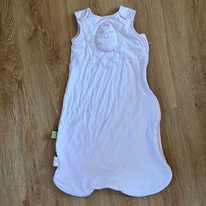 Nested bean sleeping sac